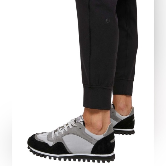 Lululemon Ready To Rulu Pant *29" Black Size 2 - Picture 3 of 12